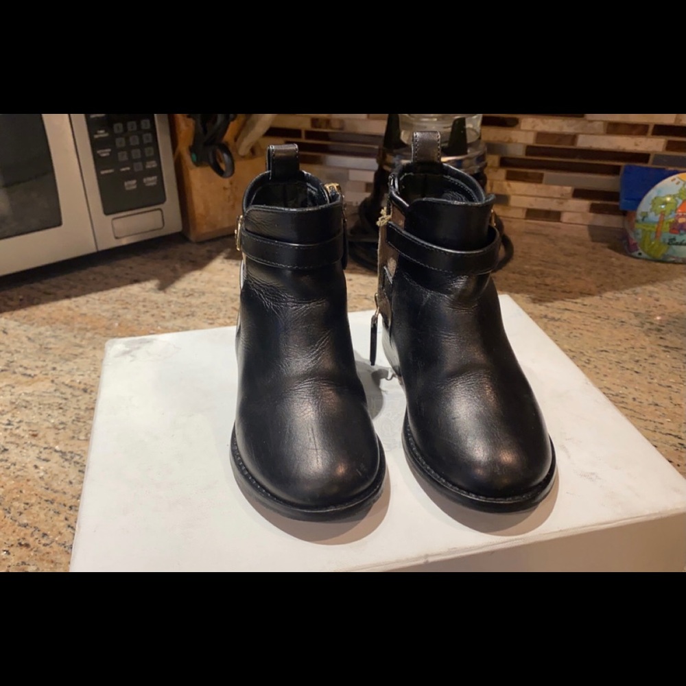 Children’s Burberry booties - Picture 3 of 7